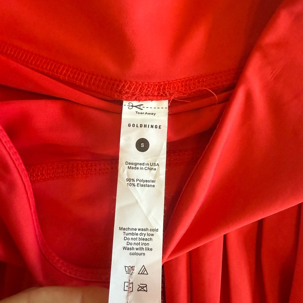 GOLDHINGE Red Pleated Women's Skirt - Picture 3 of 3